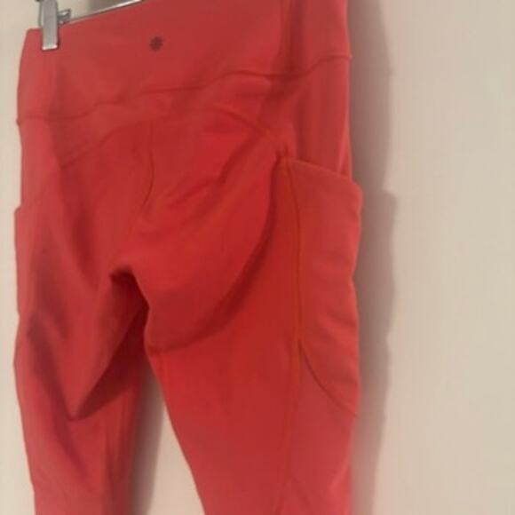 Athleta Capri Leggings | Red | Women’s Medium - Picture 5 of 8
